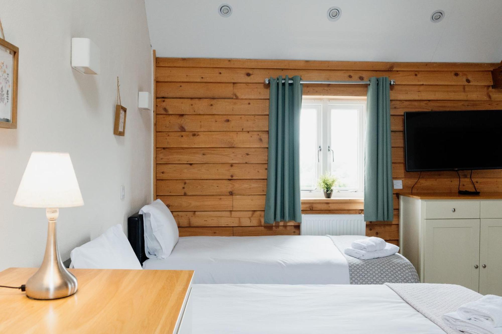 Finest Retreats - The Welsh Barn Villa Aberystwyth Exterior photo