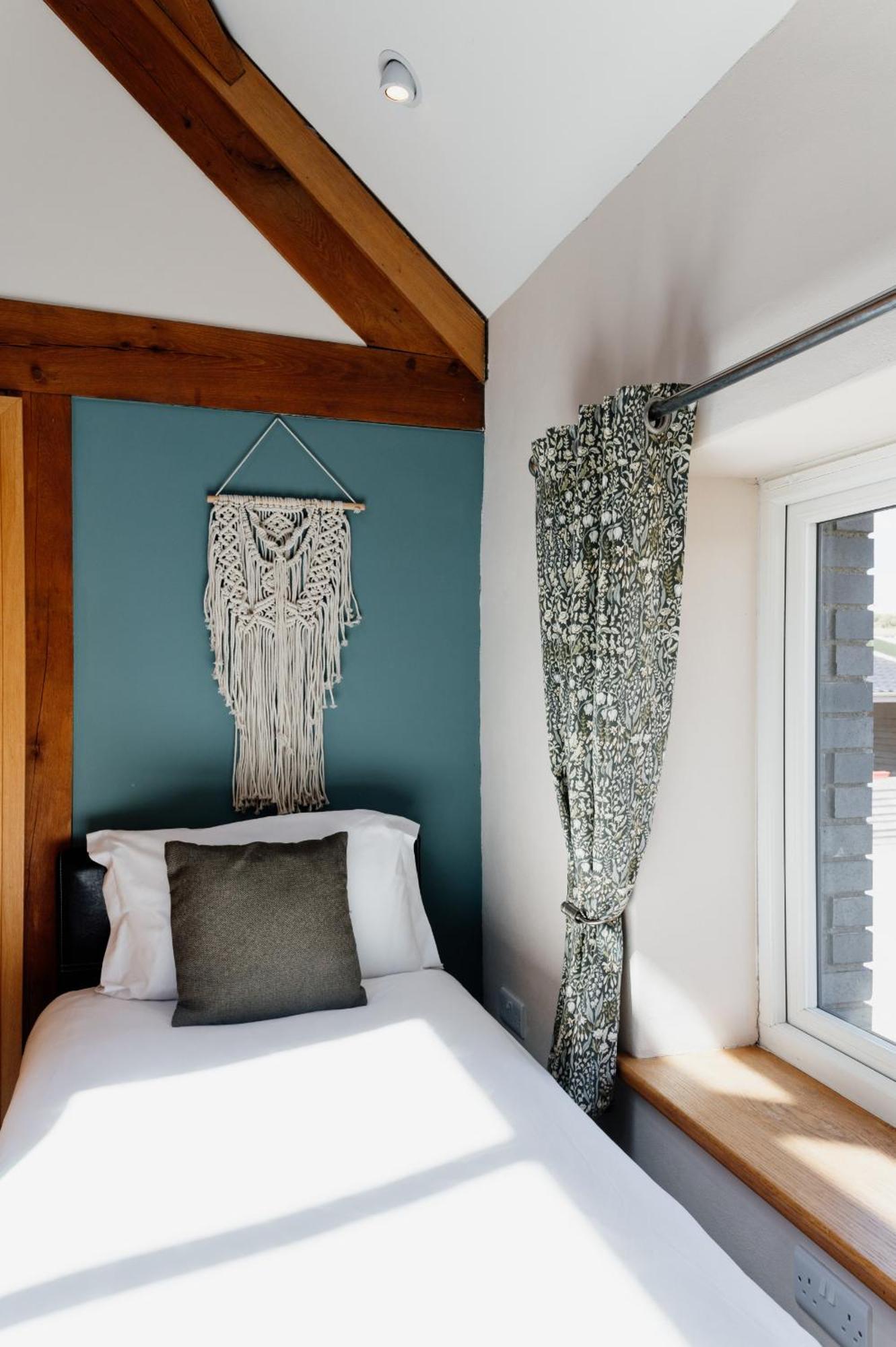 Finest Retreats - The Welsh Barn Villa Aberystwyth Exterior photo
