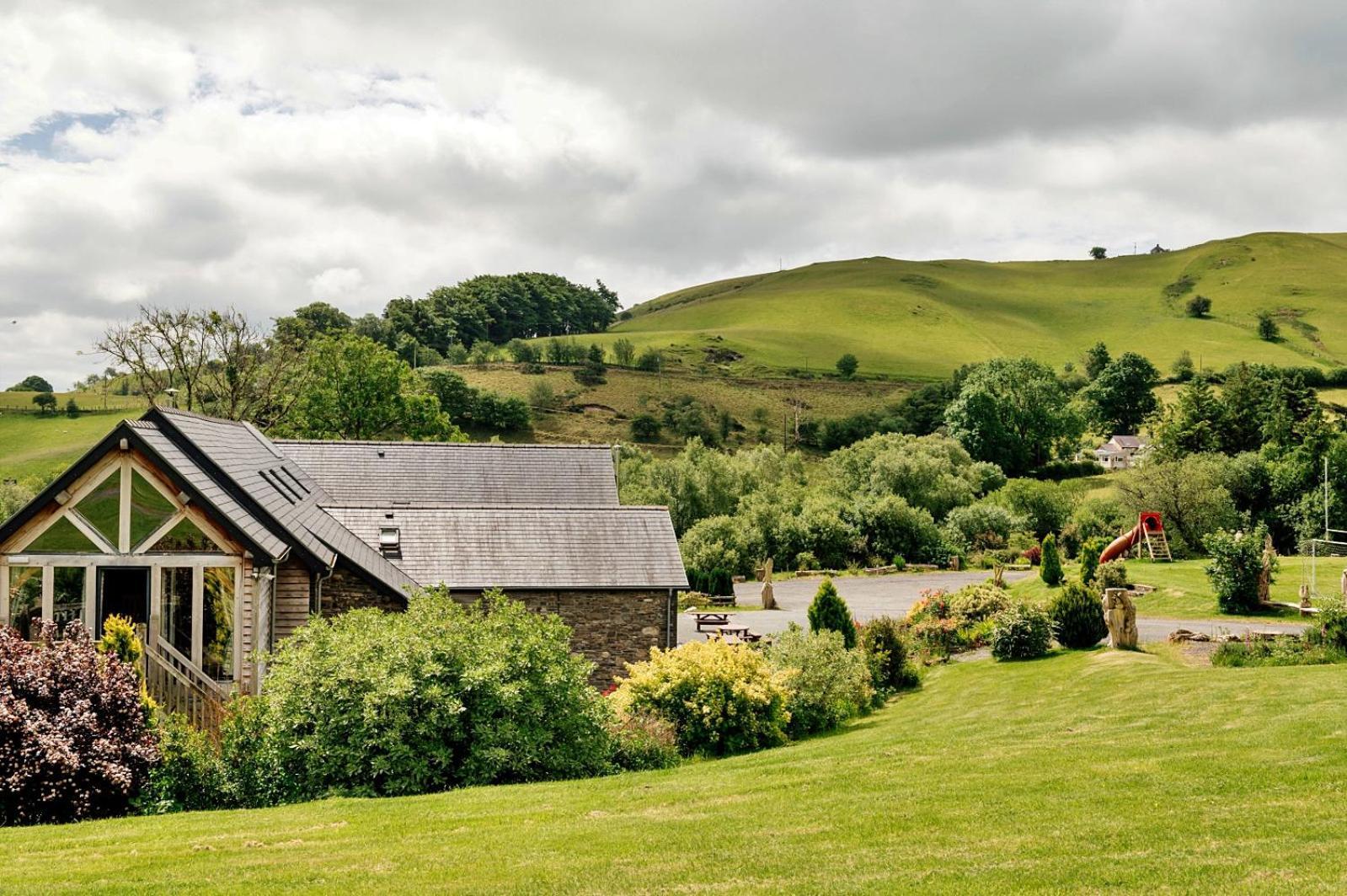 Finest Retreats - The Welsh Barn Villa Aberystwyth Exterior photo
